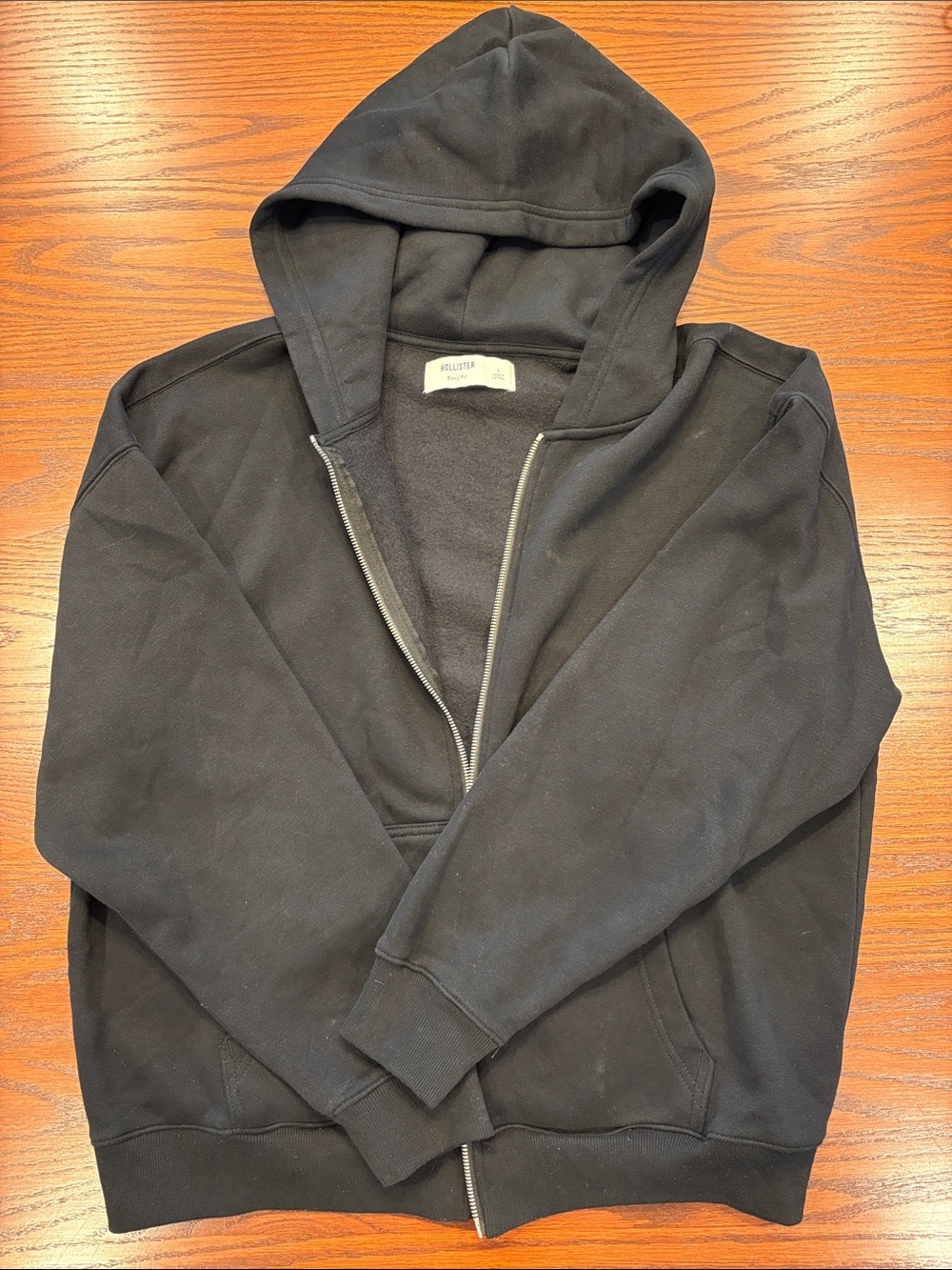 Hollister Men's Black Full-Zip Hooded Sweater